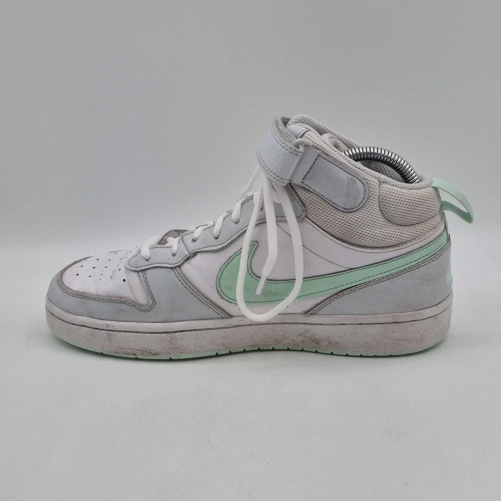 Nike High Top Shoes Youth Size‎ 6.5Y White Gray Mint Strap Basketball CD7782-011
